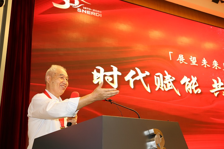 05老专家杜圣华.JPG