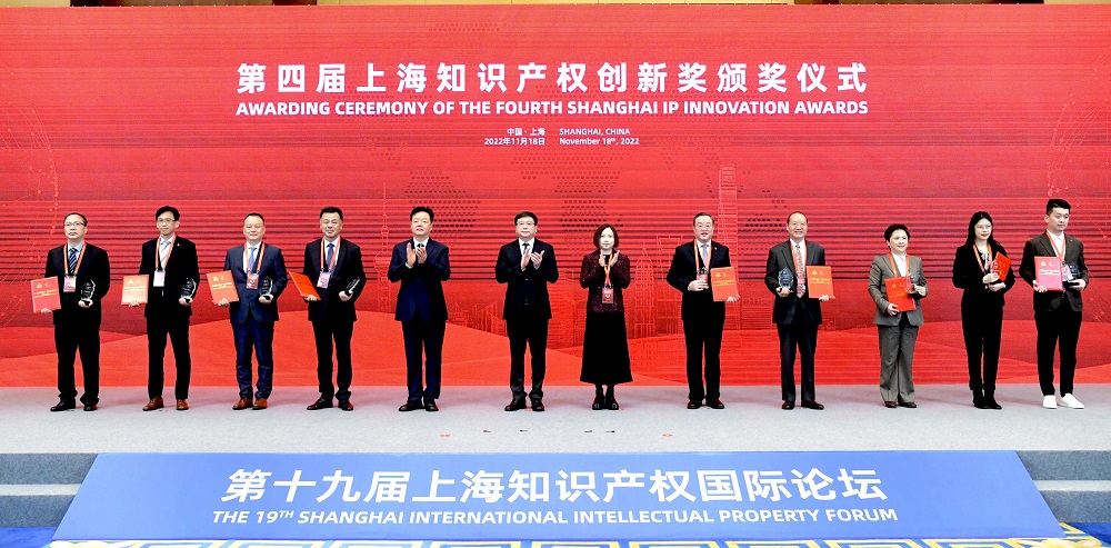 合影1.jpg